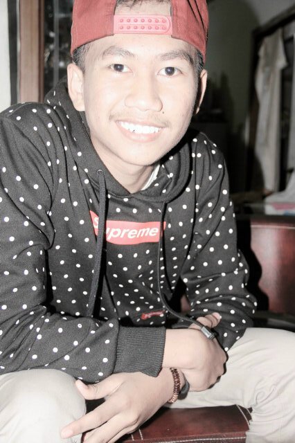 adisptra13's profile picture. 