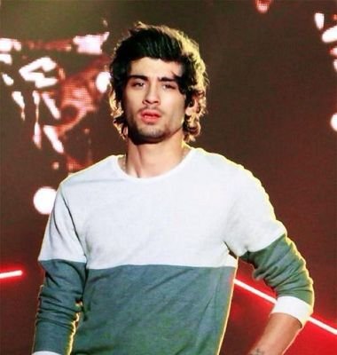 follow @straightzarry and ask for a follow back x Love ya all.