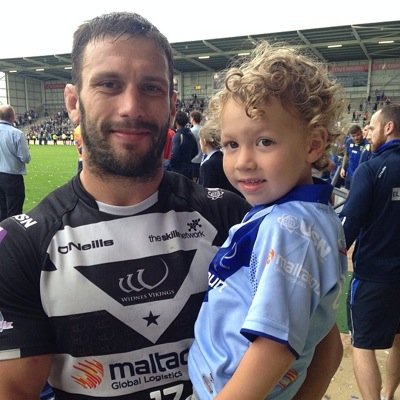 Proud dad n rugby player for Widnes Vikings