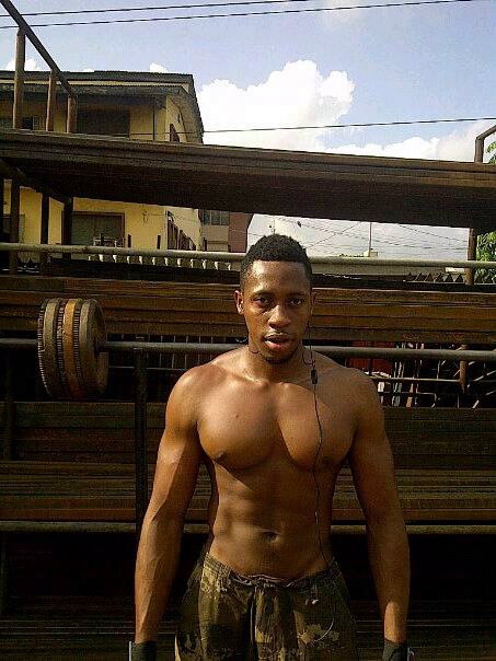 Am searching 4 a serious relationship, sum1 2 show d meaning of true love. 58ACB952