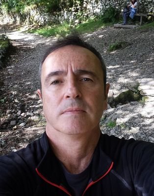 Ingeniero Especialista en Integración de Sistemas de Seguridad · Desarrollando Soluciones para Apicultores: Sistemas de Supervisión y Monitorización de Colmenas