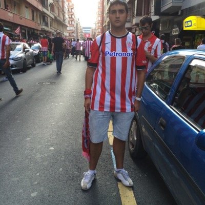 Amante de la musica electronica, 
Del athletic de bilbao
Cotos de monterrey