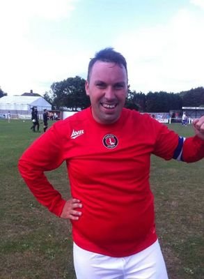 Sunday footballer looking to play regular footie