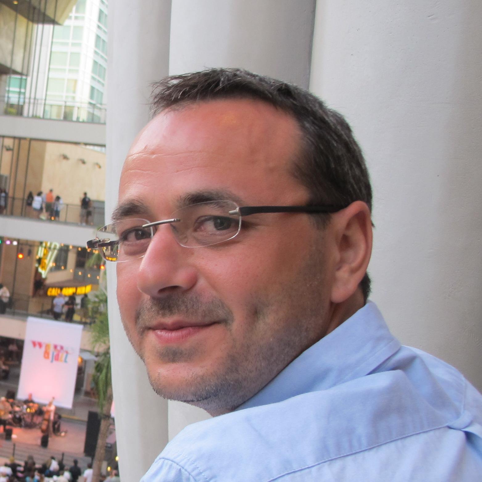 MrMyope's profile picture. Multi disciplinary graphic designer. #Creative #Photoshop, #C4D, #CGI, #Retouching.