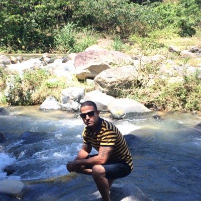 davidtwin83's profile picture. 