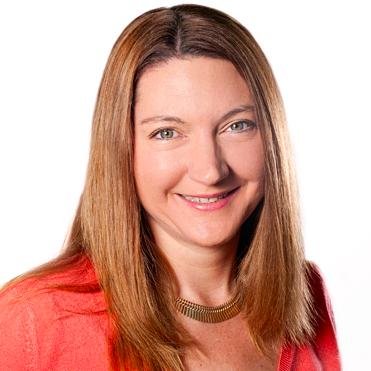 Strategic Communications Consultant. Likes working with teams, solving problems and things done properly. Enjoys rowing, skiing, countryside & seaside walks.