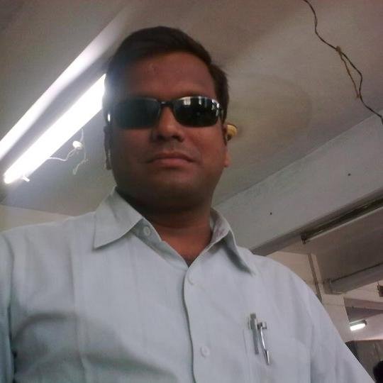 Office Superintendant (Personnel) at Indian Railway, went to Adarsh vidyalaya, High School Narkatiaganj. A N College PATNA, CIC at IGNOU