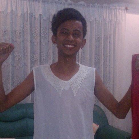 kim ervin nuestro vicedo is my name and im 22 yrs old. 


-end