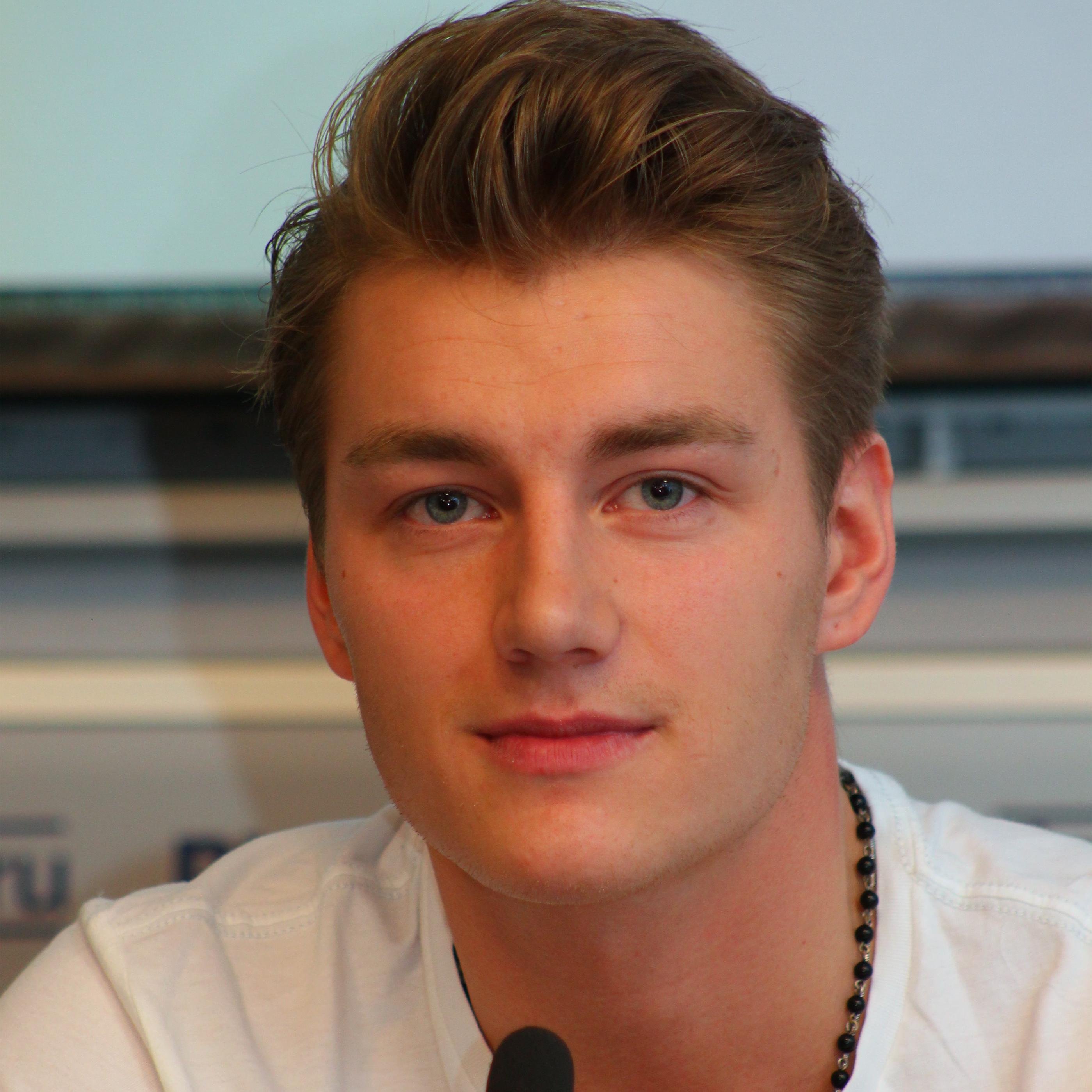 alexcollier5758's profile picture. 