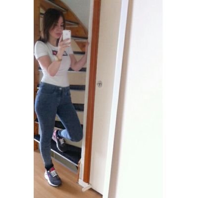 instagram: mariekeveltstra_