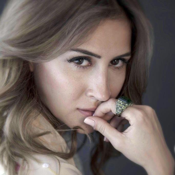 AynurDeliorman Profile Picture