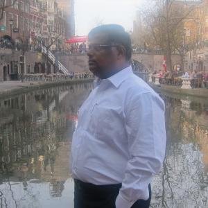 A passionate leader with proven track record of building sucessfull startups
