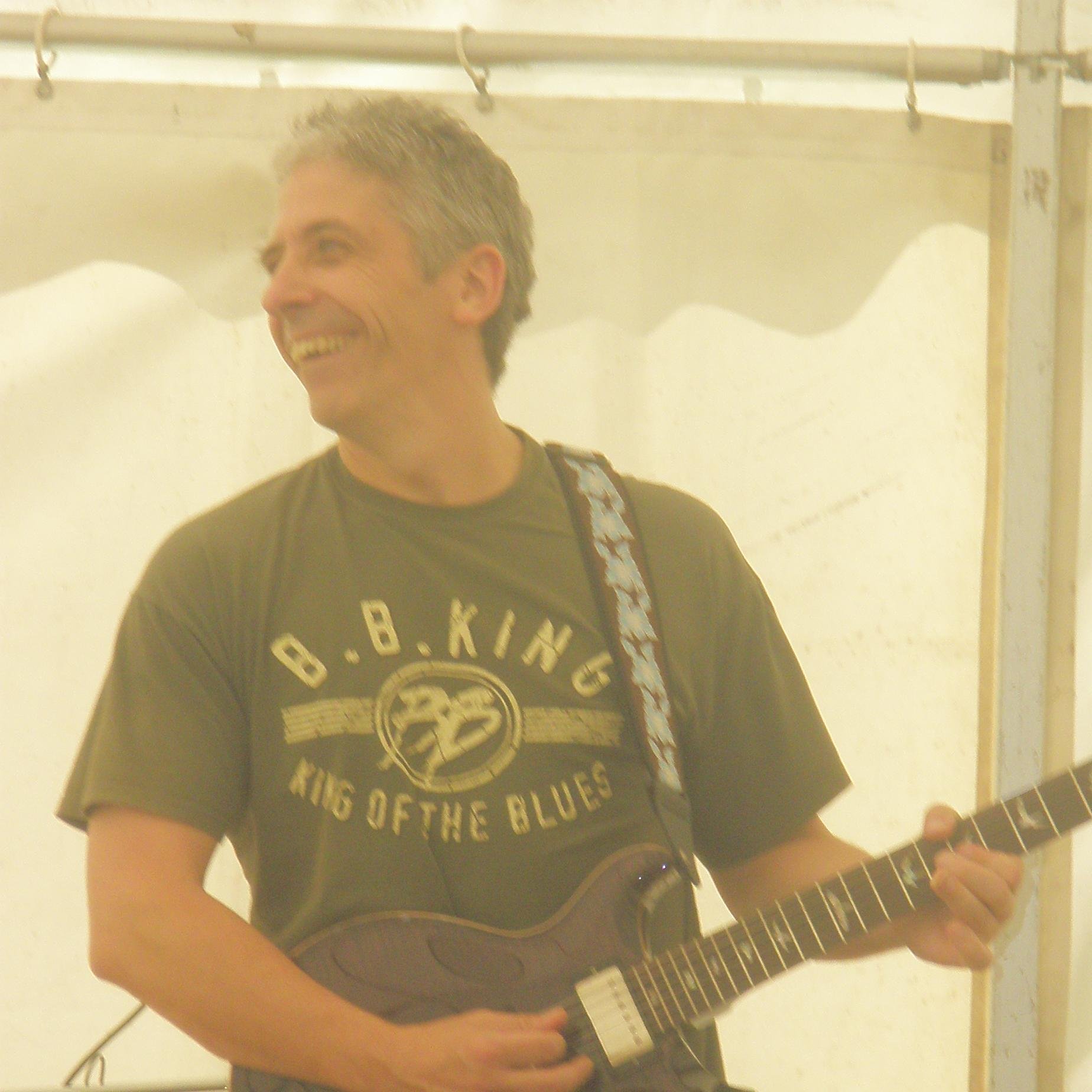 Musician, singer & songwriter - tweets and RTs on own activity, music and artists that grab my attention (wide tastes) and other (social, environmental etc.)