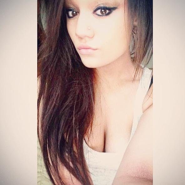 MariahhhDuran's profile picture. I crave a good conversation, I love to laugh and be myself, happiness is so vital. Everyday I try to understand my crazy mind. --to be continued .. XD