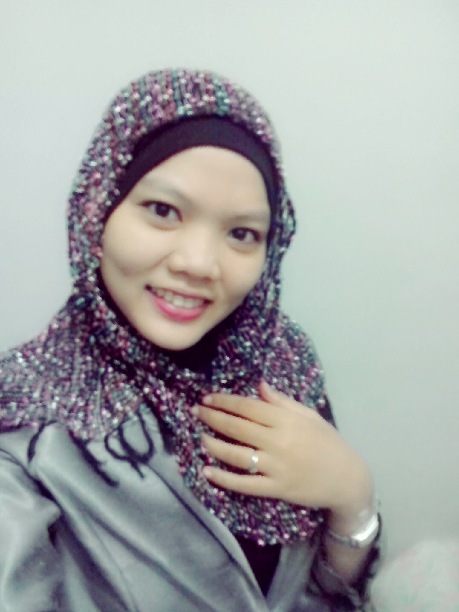 pengganti akun @MeeRry_Mee