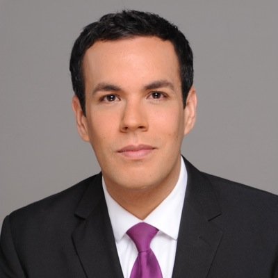 Inmigrante. Jalisciense. Ciudadano del Mundo. Presentador de Noticiero Telemundo Chicago - 4pm, 5pm y 10pm - Ganador de Premios ®Emmy