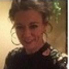 atlasarts2000's profile picture. Marathoner; psychotherapist; poet; mum.