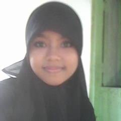 Lisazhibond13's profile picture. 