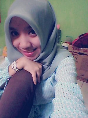 dynaherliana's profile picture. 