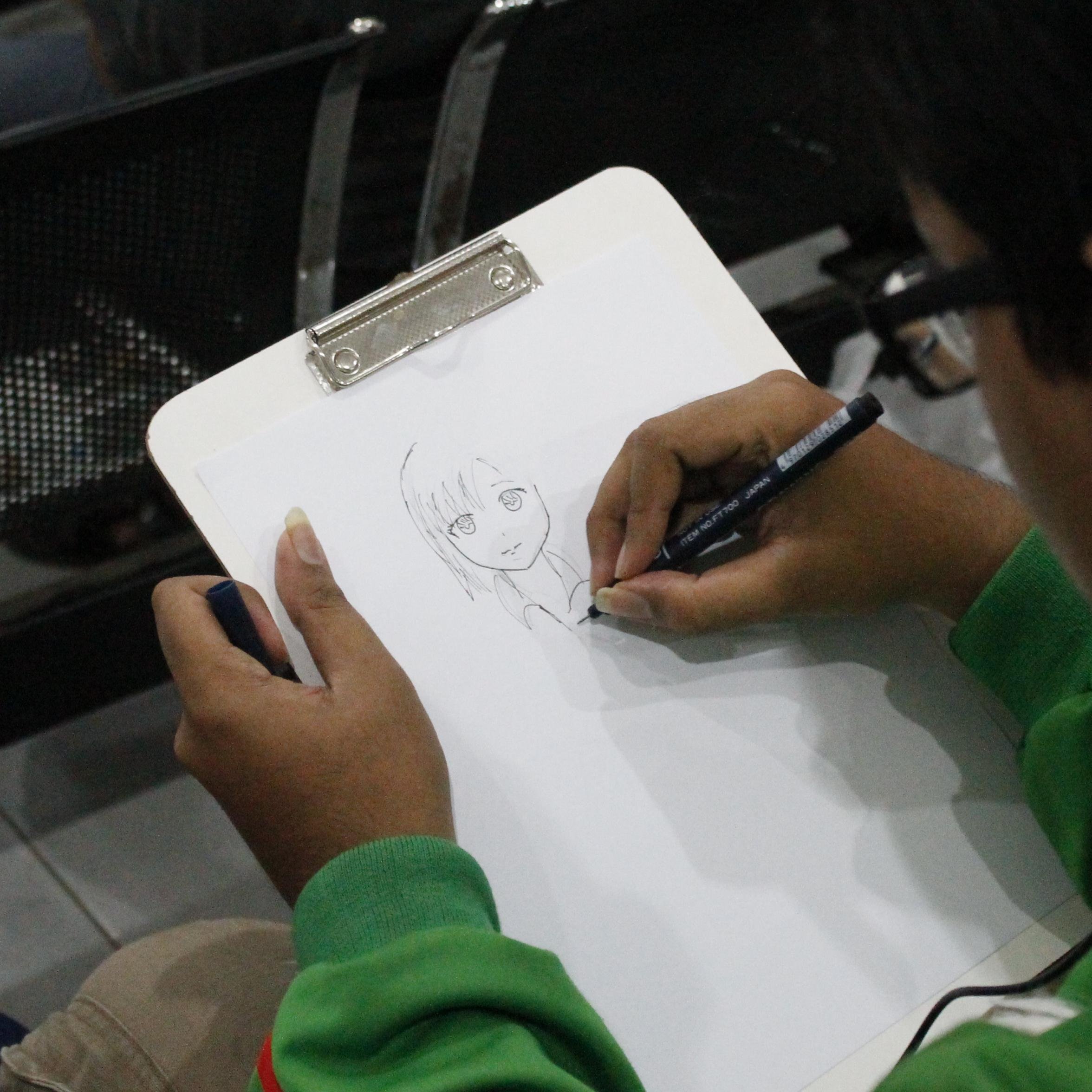 railfans Binus| military | grapich designer n komikus| binus dkv new med | michiko kato fav OC :)
