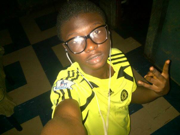 Ol dis haters come 2 mha tap 2 fetch mah flows wiv dia buckets/ah swear!!..won't give an issshh if dey kick d bucket!!..#hyper!