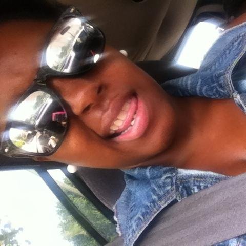 {God 1st,Family 2nd } ; 22 years young , A Girl Doesn't Need Anyone Who Doesn't Need Her ; Change is Coming ✌