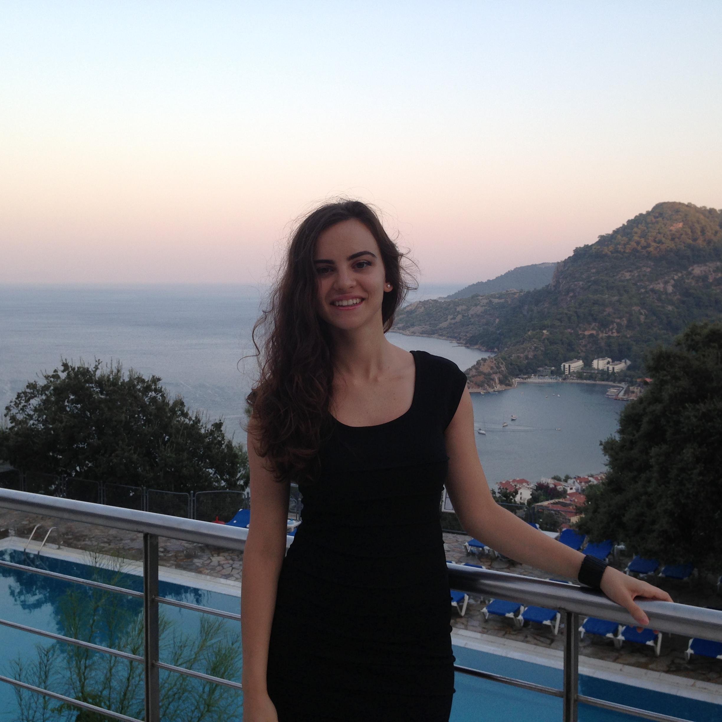 ebruuhalici's profile picture. 