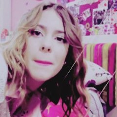 ~la fa stare più male che bene,eppure è la sua felicitá.~