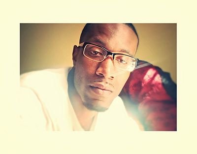 Up and coming producer, songwriter, artist, and video editor. CHECK OUT MY LINK TO HEAR MUSIC! 
http://t.co/ZVXLsH1UJg