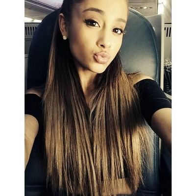 Haaaaaaai. Please continue read this ~ free follow from @ArianatorAriGra - Please follow this account please please please. ILYSM