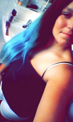 ♥~5 SOS ♥~ BLIEBER ♥~ SMILER ♥~ ♥ DIRECTIONER ♥~ SV1A♥~motto: HAKUNA MATATA ♥~ NEON LIGHTS♥