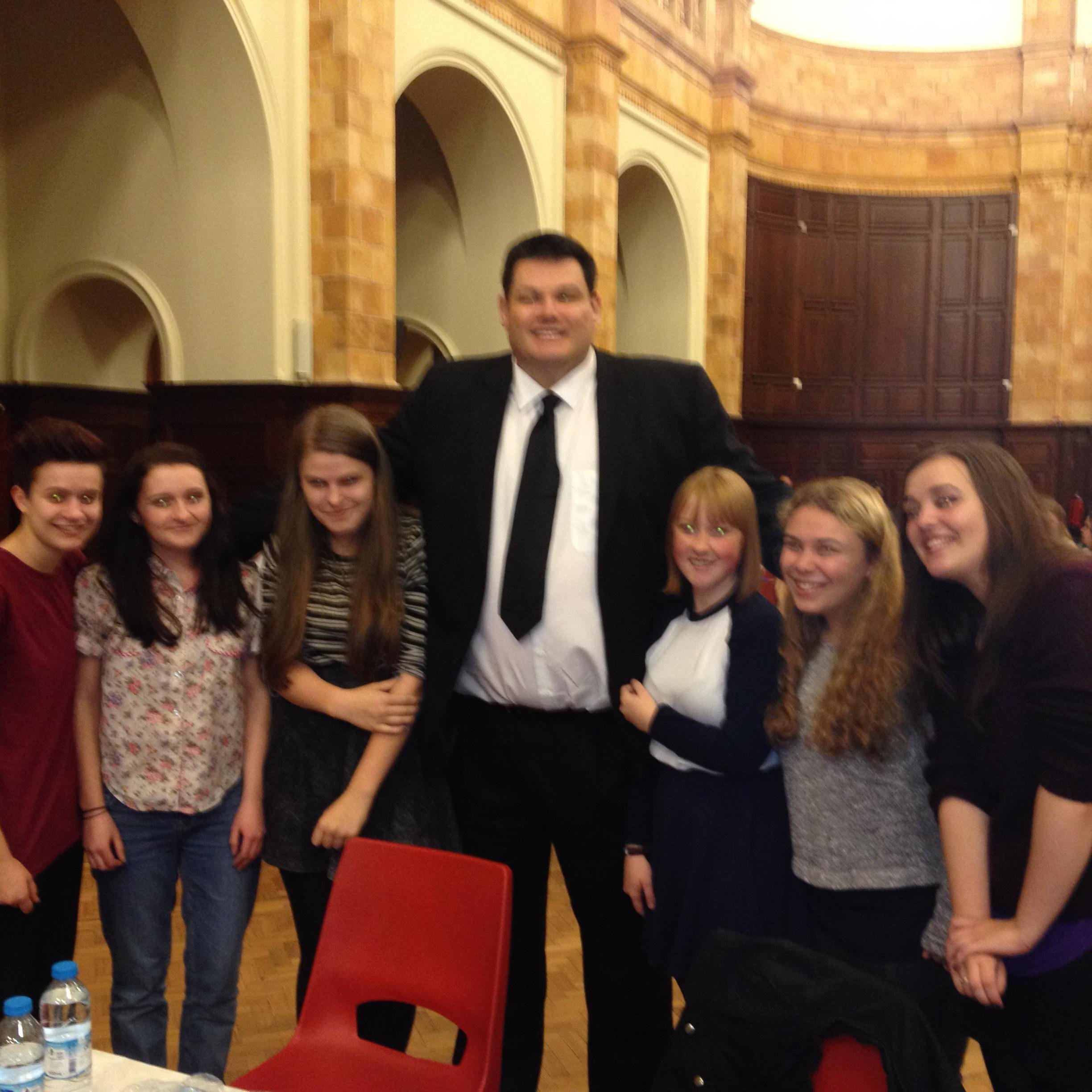 The Twitter Page of A level and GCSE Sociology at Kings Norton Girls' School. KNGSlife HOD PCO