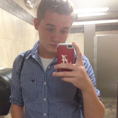 Youngee23's profile picture. Roll Tide