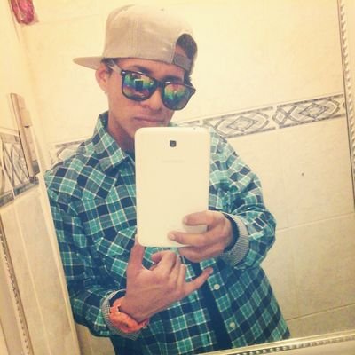 https://t.co/LlR8bBzQ

Delen Like (Y)