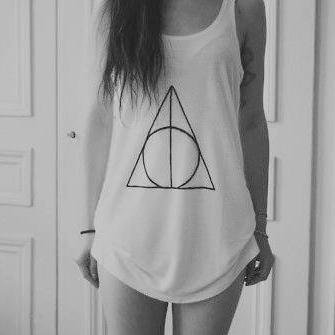 kkjjatapo's profile picture. Não é drama, é dor. Não é ciúme, é medo. Não são palavras, são sentimentos.