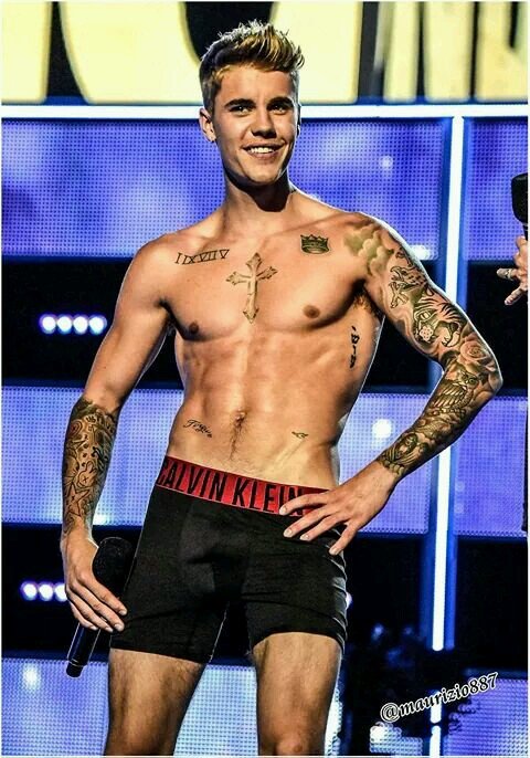 “Muiitαs pessoαs vαo te dizer que você nαo pode, mαs tudo o que você tem α fαzer é levαntαr-se e dizer: Eu consigo.” - Justin Bieber