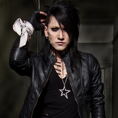 × F.c. brasileira do Black Veil Brides! Siga! ×