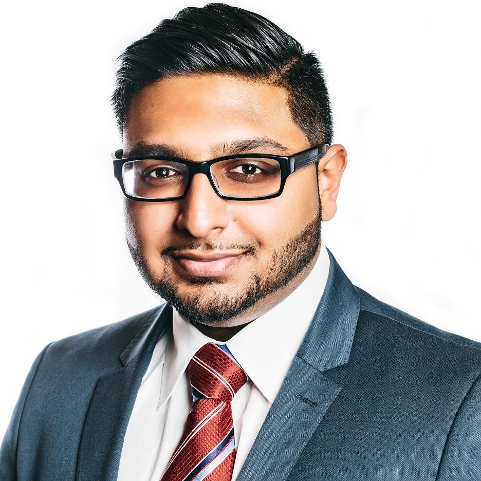 I List and Sell Toronto Real Estate Specializing in Condo Resale and New Development Projects.