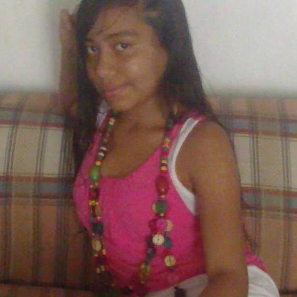 Estudiiante ... Me Gusta La Musica I Love Rock , Regee, Hip Hop, Electronica , Rap , Pop, ,Agradecida De La Vida ME Amo 3 Todo Vuelva A Comenzar :) Grxx Dios