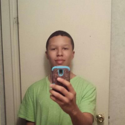 Kik-ryan_locklear34
snapchat - ryan_locklear16
Imma all about my paper Imma paper chaser