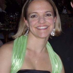 Wife. Mom. Fundraiser (CFRE). Triathlete. Trying to make this world a better place.