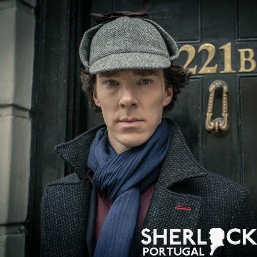 A página portuguesa de Sherlock da BBC.
Sherlock Portugal fanpage. 
Check us at http://t.co/aVjKFp6ExX