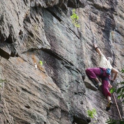 hayashimode's profile picture. No,https://t.co/oJ7qzKnMcG,Life. 中年リーマンFreeClimberです。クライミングと読書好き。「晴登雨読」と行きたいところですが、目下子育て奮闘中。初マラソン☛ 北九州マラソン2018 タイム3:49:45🏅