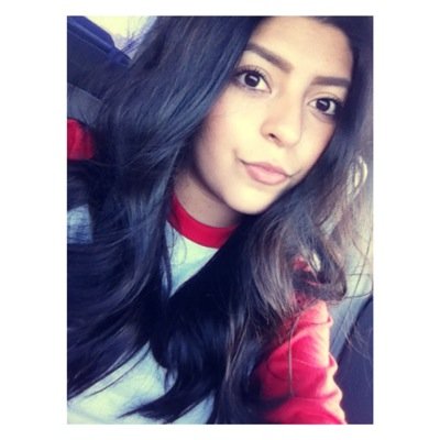 J_delarosaaa's profile picture. 