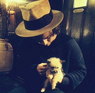 instaselenator's profile picture. my sunshine @selenagomez ♥