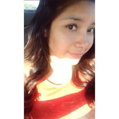New twitter: @YvetteSic