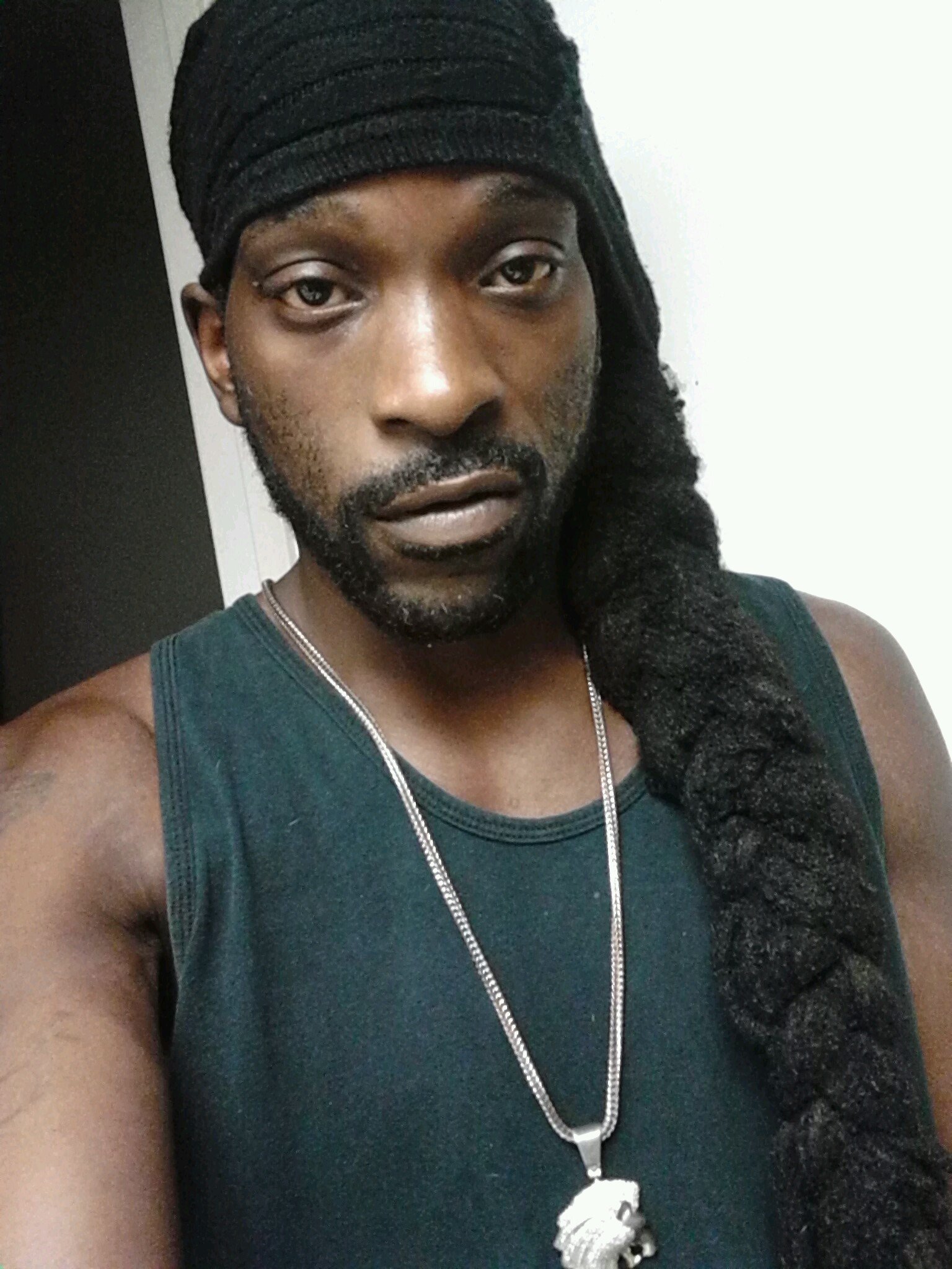 lionwah113's profile picture. 