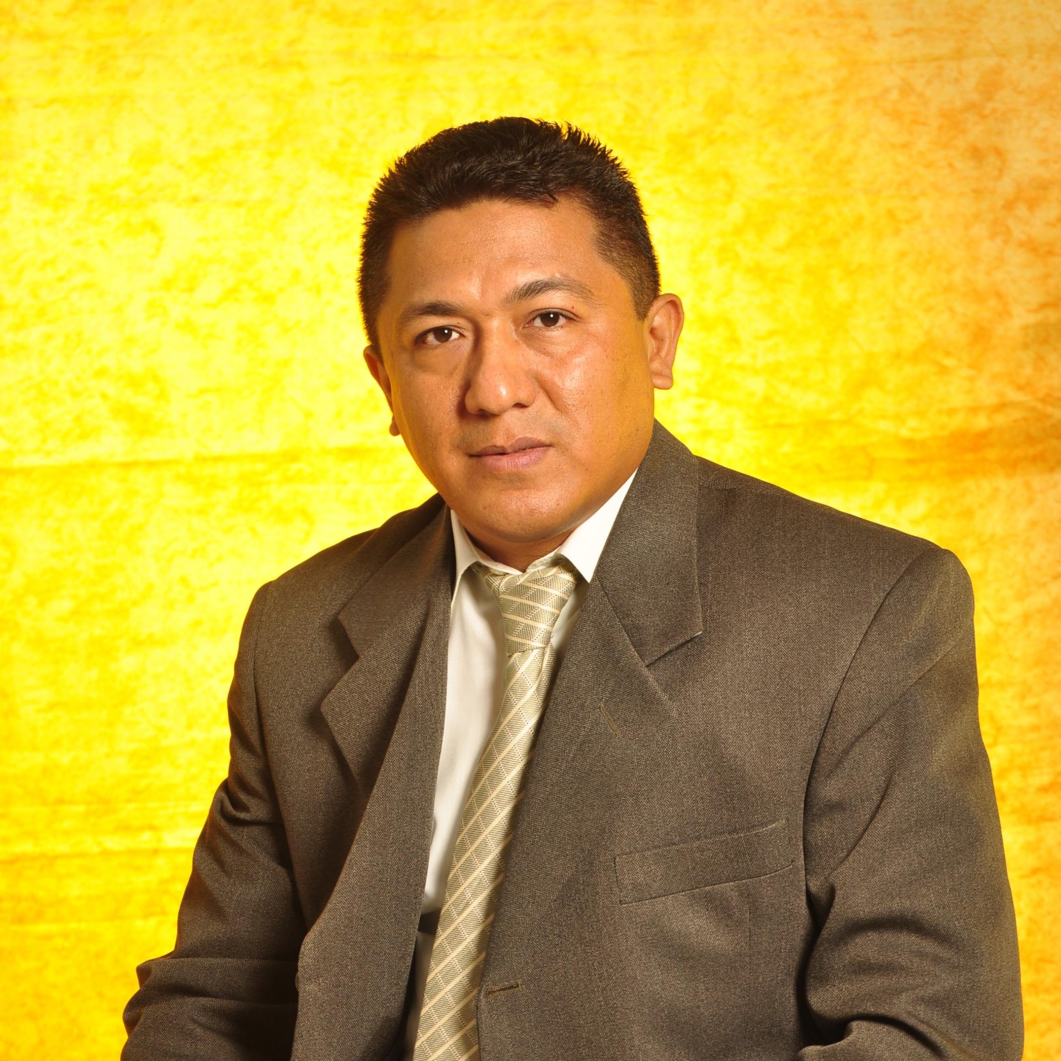 COMPOSITOR Y CANTANTE DE MÚSICA VENEZOLANA (LLANERA). ABOGADO DE LA REPÚBLICA.