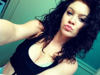 Im Just A Gurl , Tryna Get My Followers Up :) #TEAM BADD,#TEAM PRETTIE,#TEAM SING,TEAM BADDER DEN YOUR BXTCH !