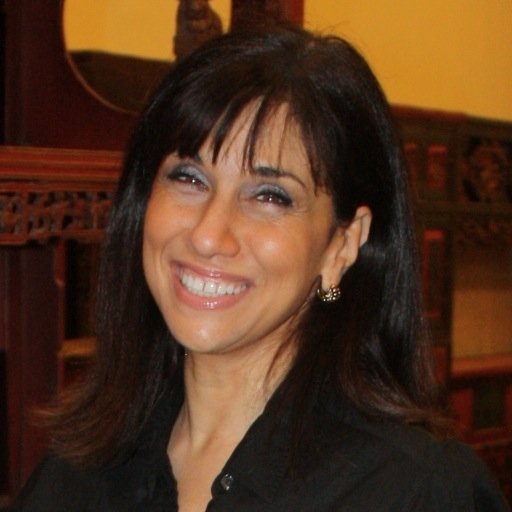 lbucca's profile picture. Corporate Recruiter /Dogmatic Searcher /Serial Connector / Perpetual Resource/ Apple,Travel Lover/ Recovered Sugar Addict (most times)/Proud ViacomCBSer